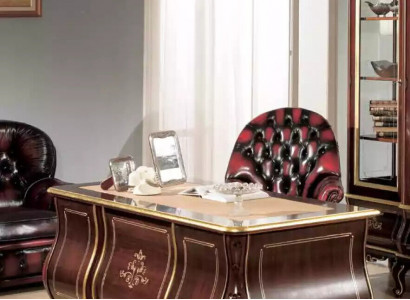 Hochwertiger Schreibtisch Arbeitszimmer Klassische Möbel Tisch Tische