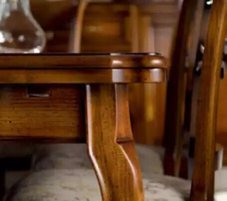 Essgarnitur Esstisch 4 x Stühle Set Klassischer Essgruppe 5tlg. Tische