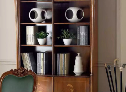 Wohnzimmer Bücherregal Klassische braune Möbel Holzregale