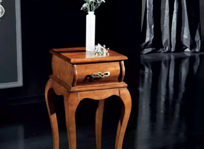 Klassischer Brauner Exklusiver Beistelltisch Holz Wohnzimmer Möbel