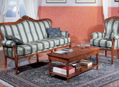 Klassische Sofagarnitur Couch 3+1 Sitzer Sofa Couchen Italienische Möbel Textil