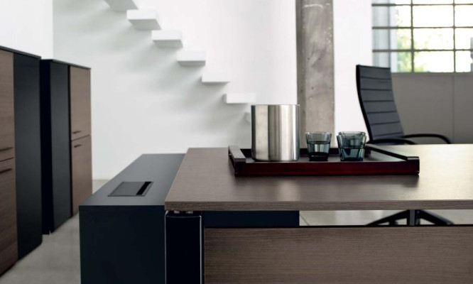 Eckschreibtisch Computer Tisch Büro Kanzlei Praxis Möbel Tische Einrichtung Neu