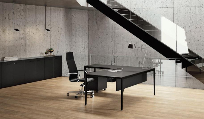 Design Tisch Schreibtisch Italienische Möbel Einrichtung Computermöbel Frezza