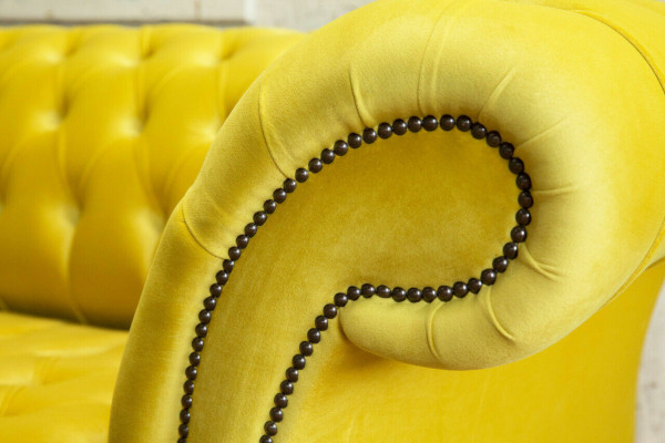 Design Sofa 4 Sitzer Polster Luxus Klassische Textil Chesterfield Sofas Couch