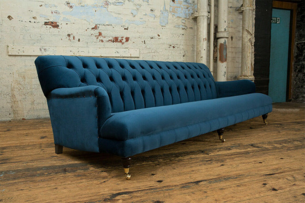 Großer blauer Chesterfield Viersitzer xxl Luxus Sofa Couch Polster Möbel