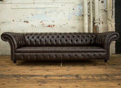 Braune Chesterfield Couch Polster 4-Sitzer Designer Wohnzimmer Couchen