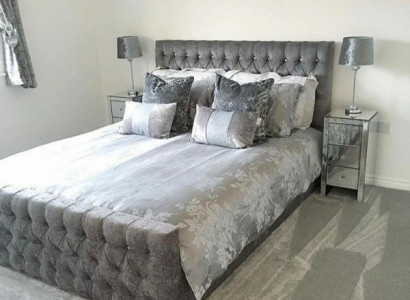 Graues stilvolles Chesterfield Doppelbett Designer Schlafzimmer Betten