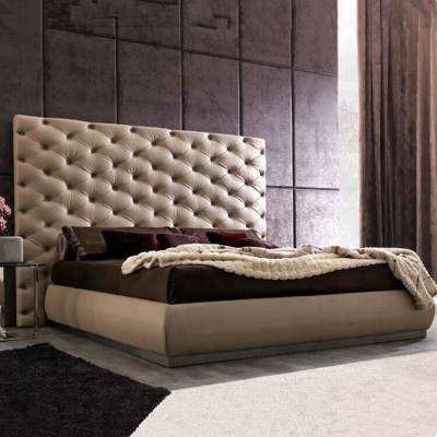 Beiges Wandpaneel Chesterfield Luxus Bett Designer Doppelbetten