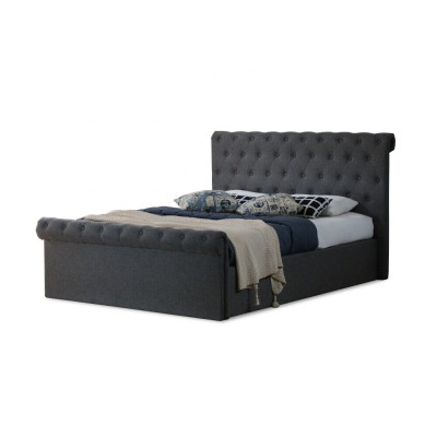 Chesterfield Klassisches Design Bett Polster Betten Textil 140x200cm