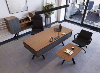 Hochwertiges, elegantes Büro-Set im modernen Stil aus stabilem Holz