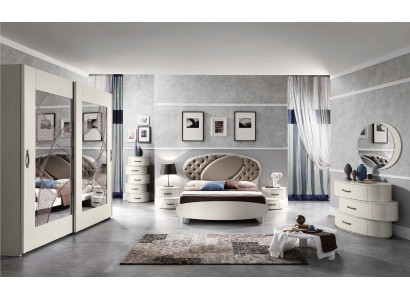 Garnitur Set 7tlg. Schlafzimmer Bett Nachttisch Kommode Spiegel Kleiderschrank