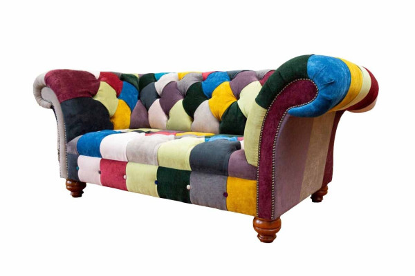 Sofa 2 Sitzer Chesterfield Textil Couch Polster Design Luxus Mehrfarbig