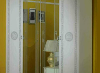 Luxus Kleider Schrank Designer Hochglanz Kleiderschränke Möbel Wohnen Holz Neu