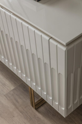 Garnitur Sideboard Spiegel Kommode Schrank Designer Luxus Schränke Kommoden Set