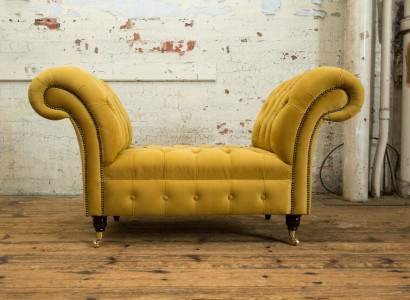 Chesterfield Sofa 1,5 SITZER Polster Designer Couchen Sofas Garnitur Bank Sitz