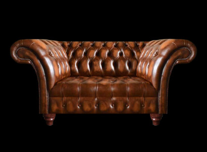 Edler Chesterfield Brauner Leder Dreisitzer Wohnzimmer Sitzcouchen Neu