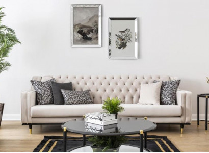 Klassische Chesterfield Dreisitzer Möbel Sofa Luxus Couchen Beige 3 Sitz Sofas