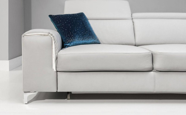 Stilvolles, komfortables Ecksofa für ein sanftes und gemütliches InteriCHF
