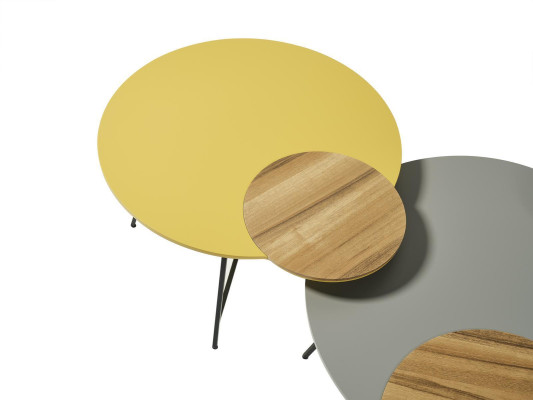 Exklusives Designer-Couchtisch-Set von einem CHFpäischen Möbelhersteller