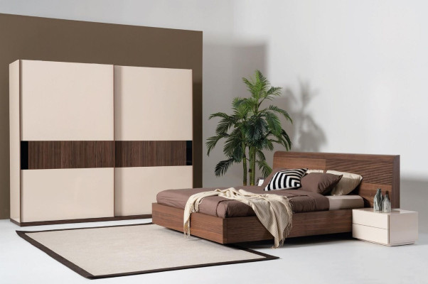 Design Luxus Schlafzimmer Bett 2x Nachttische Kommode Garnitur Betten 8tlg. Set