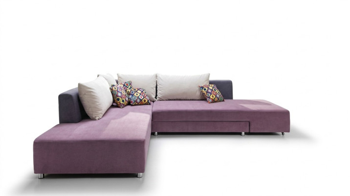 Luxuriöses großes Ecksofa wird aus hochwertigem Material von CHFpäischen Möbelherstellern hergestellt