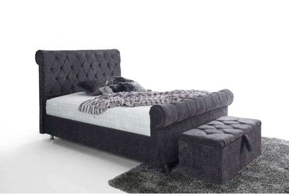 Chesterfield Design Samt Bett Luxus Textil Betten Schlafzimmer Doppel