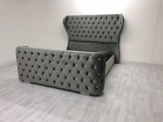 Graues Chesterfield Bett Designer Schlafzimmer Möbel Englisches Polster Bett