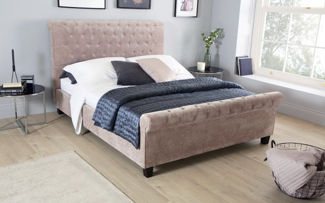 Chesterfield Design Samt Bett Luxus Textil Betten Schlafzimmer Doppel 160x200cm