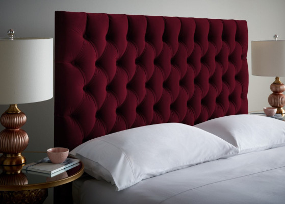 Rotes Chesterfield Bett Polsterbett Doppelbett Betten Big XXL Designer Luxus Bett 