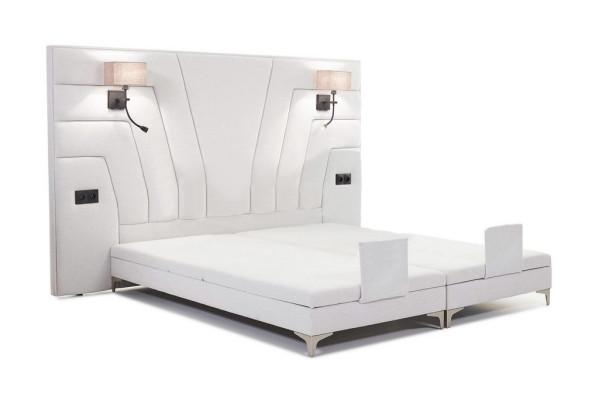 Bett Betten Doppelbett Schlafzimmer Leder Polster Textil Hotel + Lampen