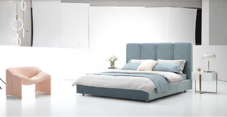 Schlafzimmer 3 tlg. Set Bett 2x Nachttisch Konsole Polster Betten Doppel Hotel