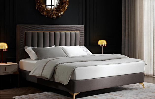 Schlafzimmer Komplett Bett 2x Nachttisch 3tlg. Set Design Luxus Komplettes Sets