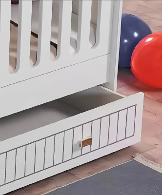 Kinderzimmer Jugendzimmer weiß Bett Kommode Kleiderschrank 3-teilige