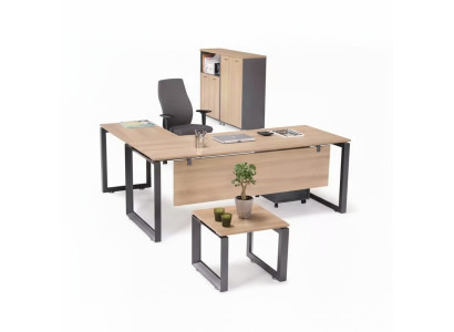 Exklusive Büromöbel Eckschreibtisch Kommode Couchtisch 2x Aktenschränke