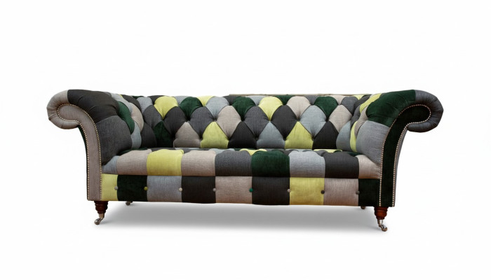 Wunderschönes stilvolles 3-Sitzer Chesterfield Sofa für das Wohnzimmer