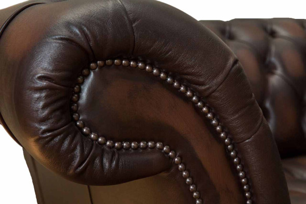 Chesterfield 4 Sitzer Leder Wohnzimmer Design Couchen Sofa Möbel Neu