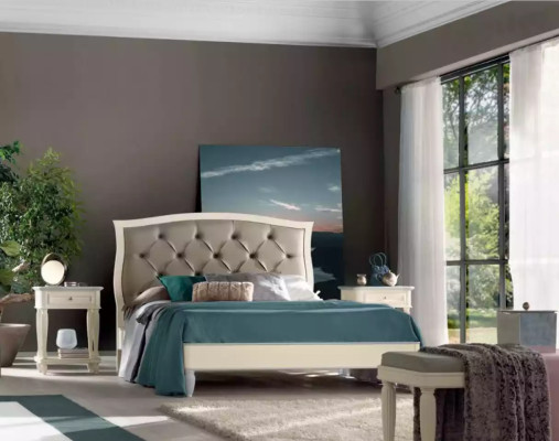 Bett 2x Nachttische 5 tlg. Schlafzimmer Design Luxus Kommode Komplettes