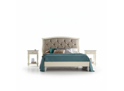 Bett 2x Nachttische 3 tlg. Schlafzimmer Set Design Modern Luxus Gruppe