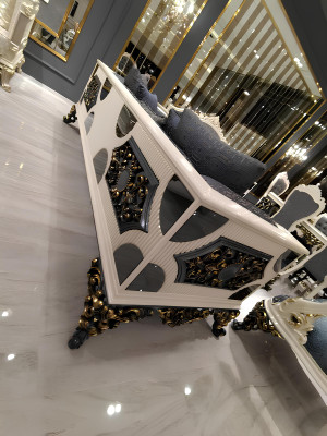 Luxuriöses 3 Sitzer Sofa Edlen Sofa Eleganter Wohnzimmer Art deco Sofa Neu
