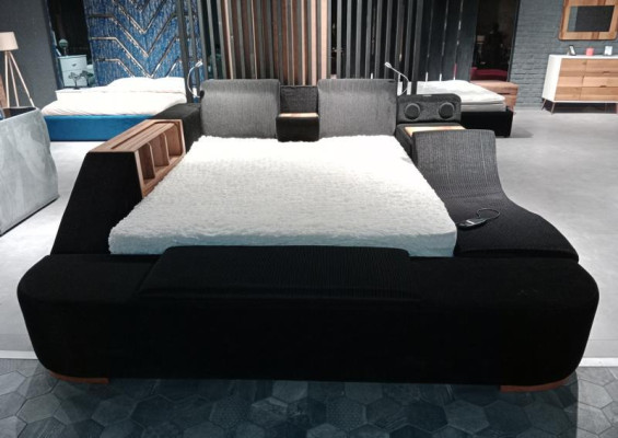 Bunte Schlafzimmer Möbel farbenfrohen Möbeln Bett Betten Schwarz Modern Bett