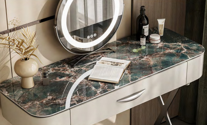 Weißer Schminktisch mit Spiegel Designer Kosmetiktisch mit Schubladen