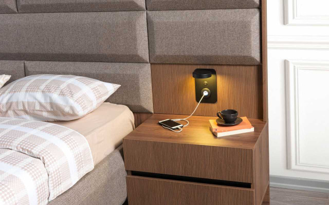Exklusives Graues Schlafzimmer Doppelbett mit 2x Nachttischen 3tlg Set