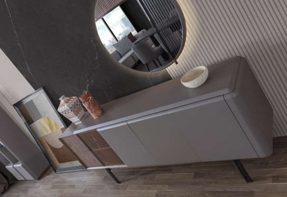 Exclusive Esszimmer Set Besteht aus 2tlg. Anrichte und Spiegel Neuheit