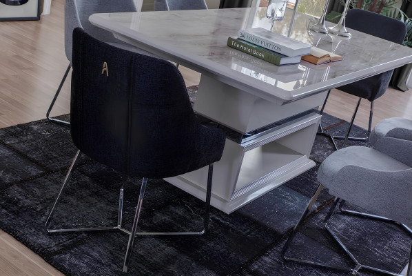 Exclusive Esszimmer Set Besteht aus 7tlg. Esstisch und 6x Stühle neu