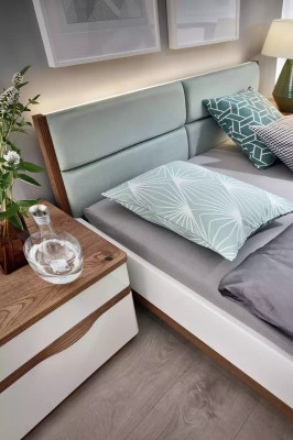 Bett Modern Style Doppelbetten Luxus Design Schlafzimmer Möbel Holzbett