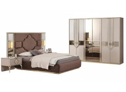 Braun-Beiges Schlafzimmer Set Kleiderschrank Polsterbett Nachttische