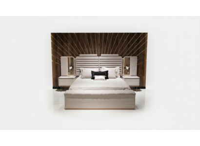 Schlafzimmer-Set Beige aus Holz mit Bett, Nachttischen und Bank