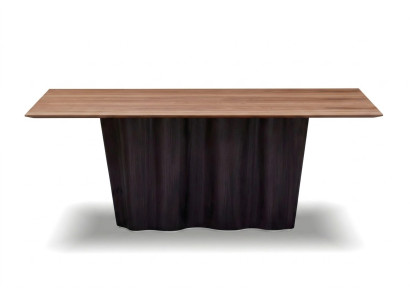Eleganter brauner Esstisch aus Holz für stilvollen Essbereich