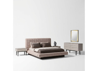 Moderner Beistelltisch aus Holz in Beige