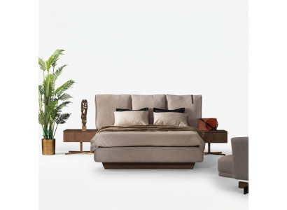 Elegantes graues Bett mit Nachttischen aus Holz und Textil